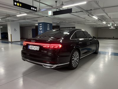 AUDI A8 - 3