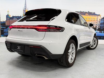 PORSCHE MACAN - 6