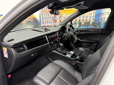 صورة مصغرة 12 لـ 2023 Porsche MACAN