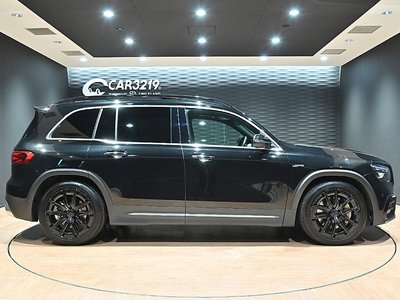 MERCEDES-BENZ GLB AMG - 10