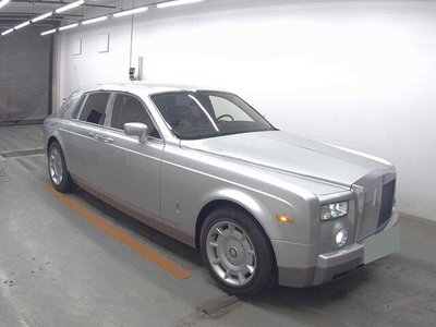 ROLLS-ROYCE PHANTOM - 1