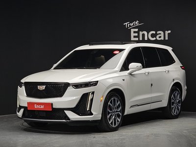CADILLAC XT6 - 1