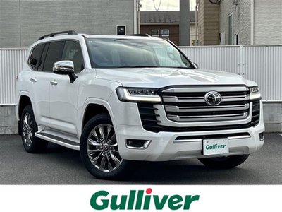 TOYOTA LAND CRUISER 300