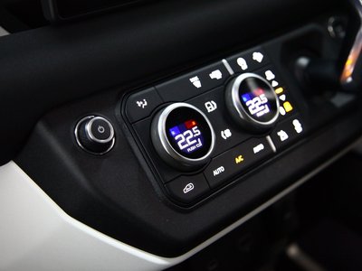 2023 LAND Rover DEFENDER thumbnail 158