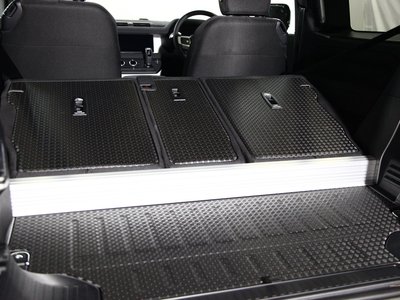 2023 LAND Rover DEFENDER thumbnail 81