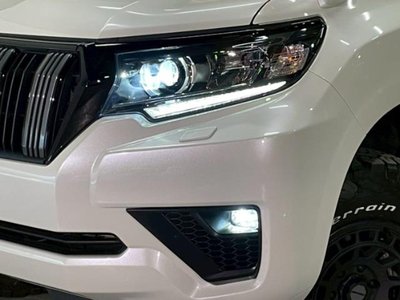 TOYOTA LAND CRUISER PRADO - 9