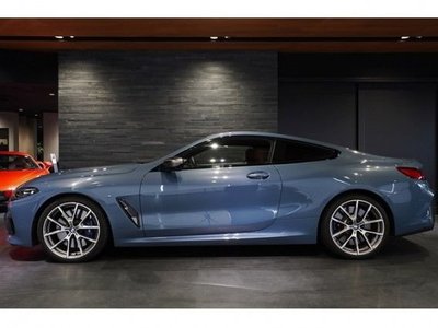 BMW 8 SERIES - 4
