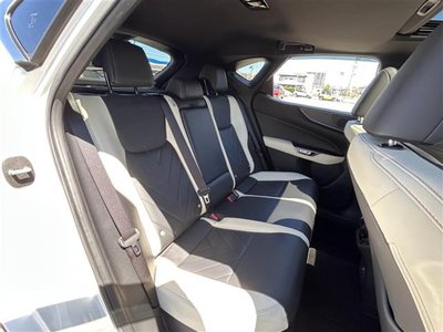 2022 Lexus NX — миниатюра 21