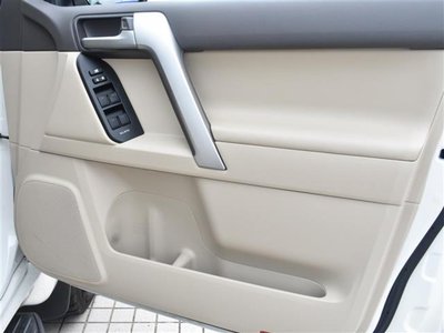 صورة مصغرة 33 لـ 2022 Toyota LAND CRUISER PRADO