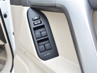صورة مصغرة 34 لـ 2022 Toyota LAND CRUISER PRADO