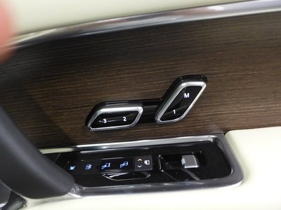 2023 LAND Rover RANGE ROVER — миниатюра 34