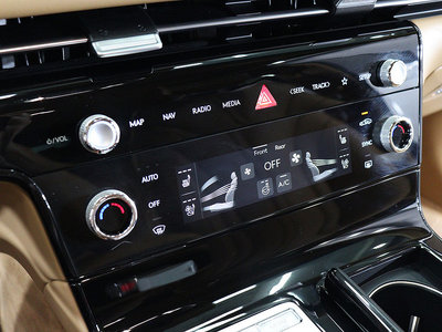 GENESIS G80 (RG3) - 9