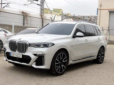 2020 BMW X7 — фото 2