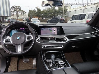 2020 BMW X7 — фото 4