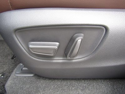 TOYOTA LAND CRUISER - 9