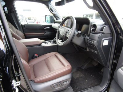 TOYOTA LAND CRUISER - 10