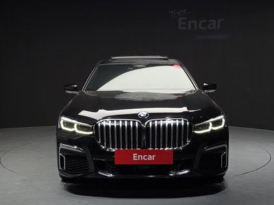 BMW 7 SERIES - 2