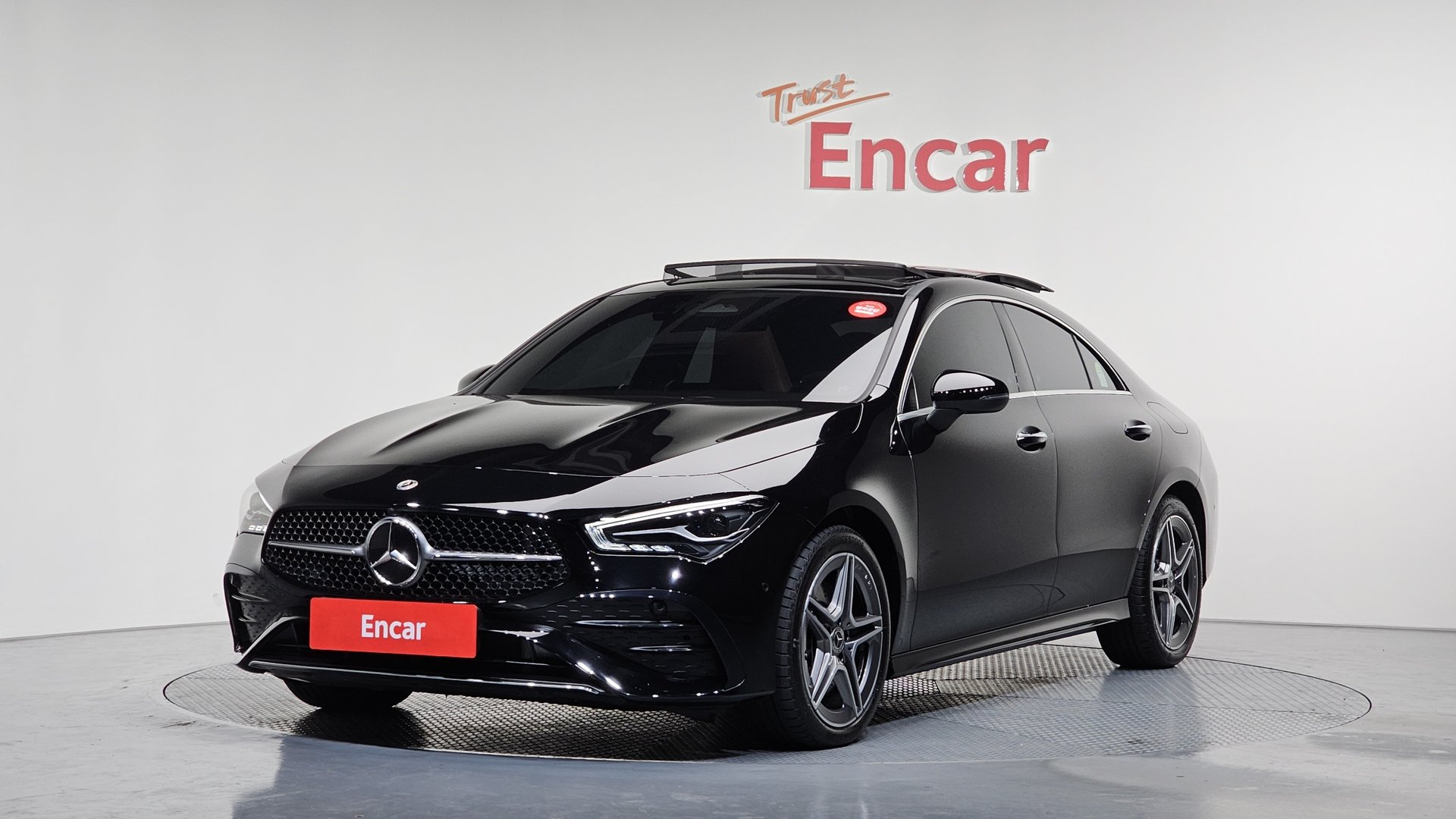 MERCEDES-BENZ CLA - View 1