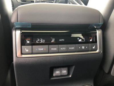 صورة مصغرة 46 لـ 2025 Lexus GX
