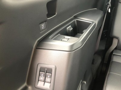 صورة مصغرة 54 لـ 2025 Lexus GX