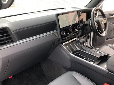صورة مصغرة 55 لـ 2025 Lexus GX