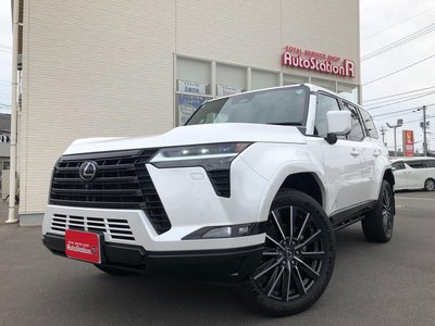 2025 LEXUS GX photo 1