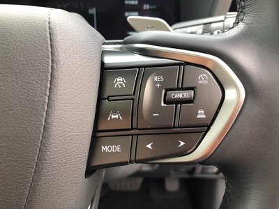 صورة مصغرة 38 لـ 2025 Lexus GX