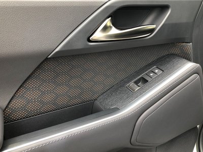 صورة مصغرة 59 لـ 2025 Lexus GX