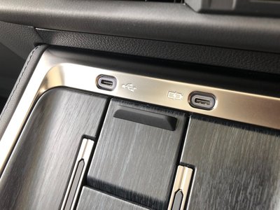 صورة مصغرة 28 لـ 2025 Lexus GX
