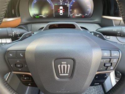 2024 Toyota CROWN CROSSOVER — фото 3