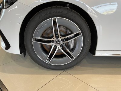 MERCEDES-BENZ E-CLASS WAGON - 9