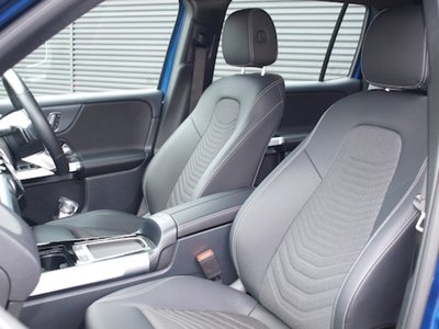 MERCEDES-BENZ GLB - 10