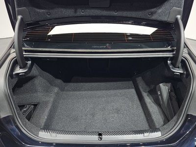 2025 BMW 5 SERIES 缩略图 26