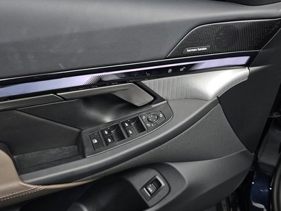 2025 BMW 5 SERIES 缩略图 37