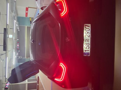 صورة 4 لـ 2016 BMW I8