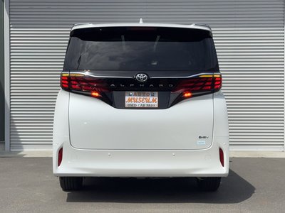 TOYOTA ALPHARD - 9