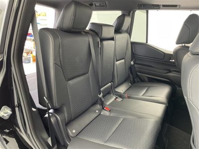 صورة مصغرة 12 لـ 2025 Toyota LAND CRUISER 250