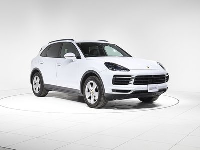 PORSCHE CAYENNE - 4