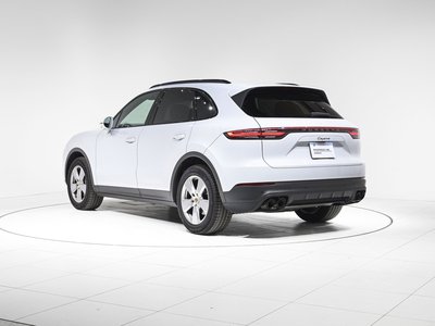 PORSCHE CAYENNE - 8
