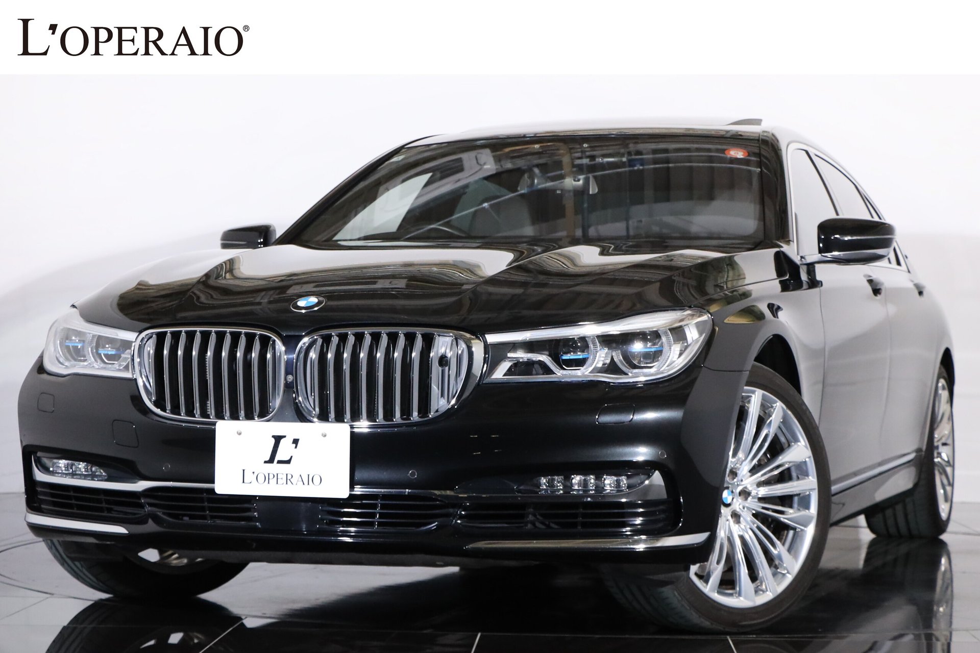 BMW 7 SERIES - View 1