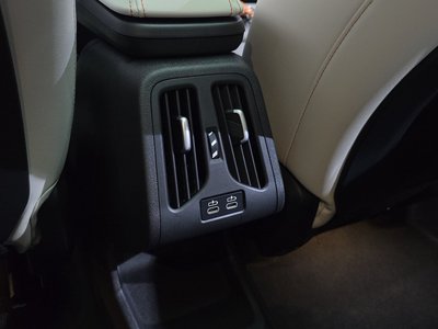 2025 BMW X2 — миниатюра 34