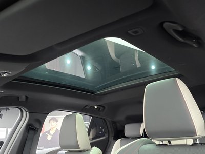2025 BMW X2 — миниатюра 24