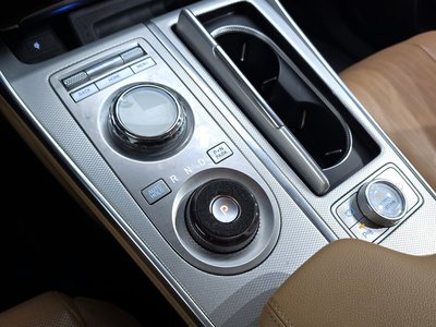 GENESIS GV80 - 9
