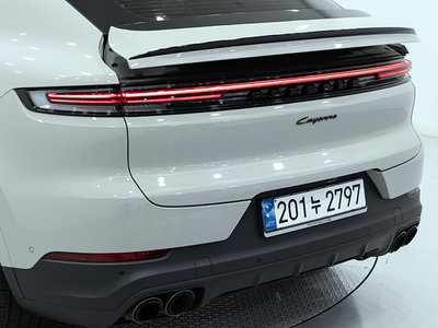 2024 Porsche CAYENNE 缩略图 12