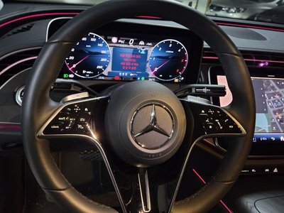 MERCEDES-BENZ E-CLASS - 10