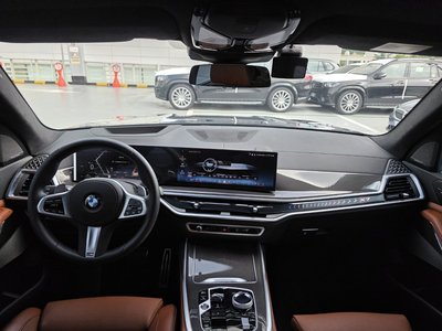صورة 5 لـ 2025 BMW X7
