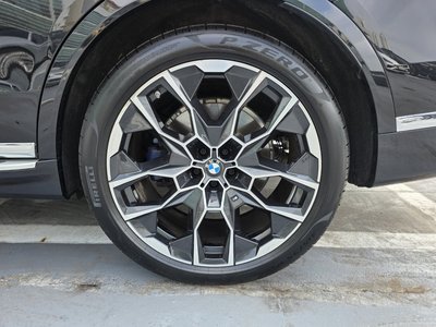 صورة 6 لـ 2025 BMW X7