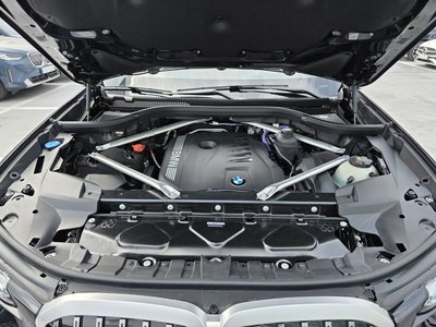 صورة 7 لـ 2025 BMW X7