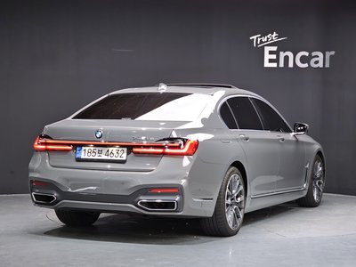 2021 BMW 7 SERIES — фото 4