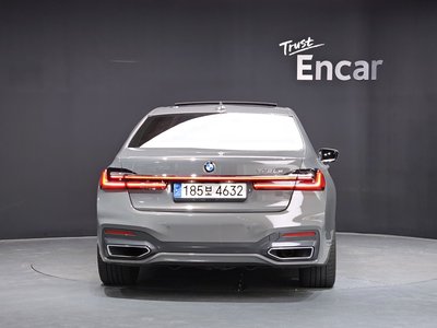 2021 BMW 7 SERIES — фото 3